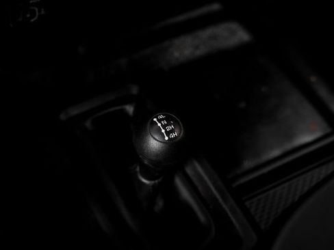 Used 2024 RAM 3500 Tradesman w/ Chrome Appearance Group AWD/4WD image 26