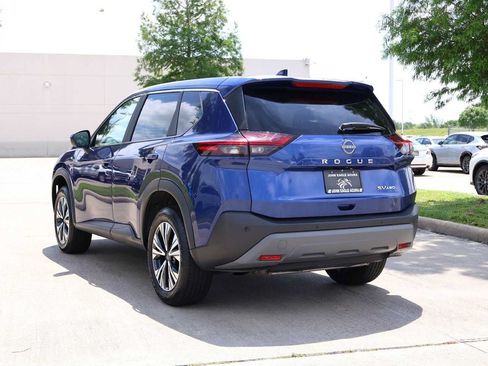 Used 2023 Nissan Rogue SV AWD/4WD image 4