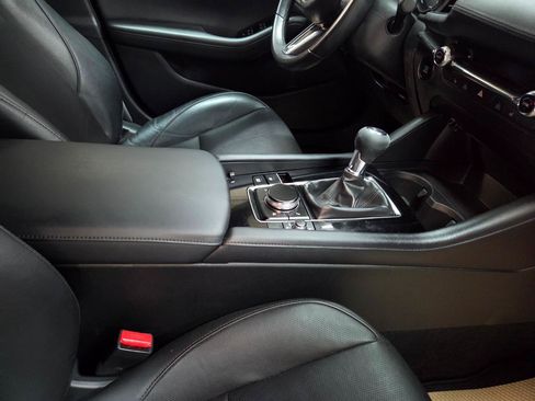 Used 2022 MAZDA MAZDA3 s FWD image 23