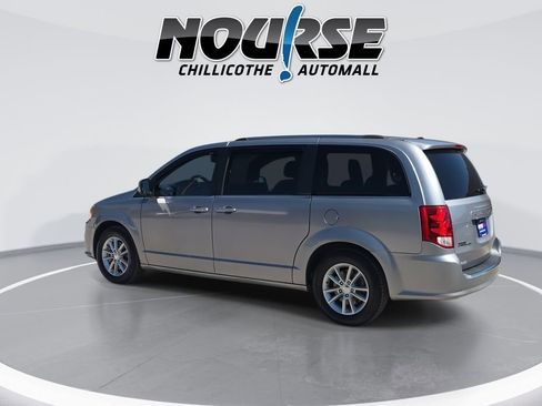 Used 2019 Dodge Grand Caravan SXT FWD image 6