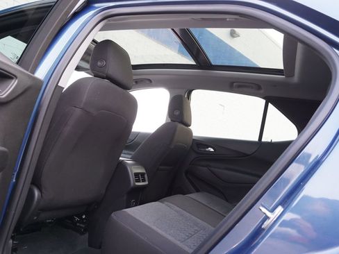 Used 2024 Chevrolet Equinox LT FWD image 26