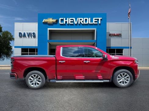 Used 2020 Chevrolet Silverado 1500 High Country w/ Technology Package AWD/4WD image 2