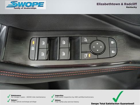 Used 2025 Nissan Rogue SV AWD/4WD image 15
