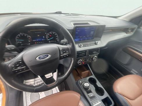 Used 2022 Ford Maverick Lariat w/ Lariat Luxury Package image 11