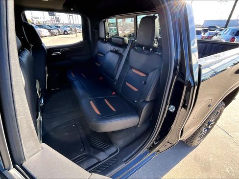 Certified 2022 GMC Sierra 1500 AT4 w/ AT4 Preferred Package image 20