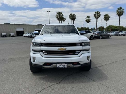 Used 2016 Chevrolet Silverado 1500 LTZ Z71 w/ LTZ Plus Package AWD/4WD image 4