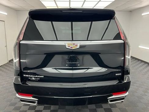 Used 2023 Cadillac Escalade ESV Premium Luxury AWD/4WD image 23