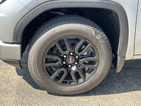 New 2026 GMC Sierra 1500 Elevation image 9