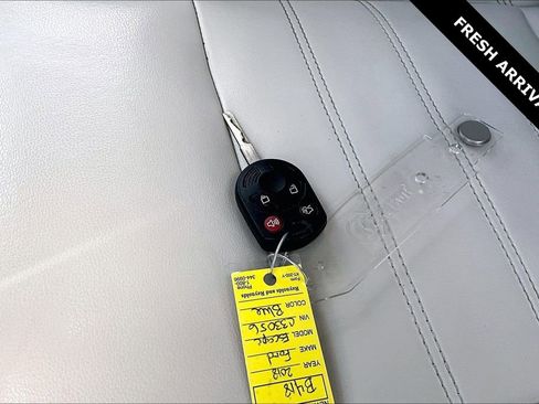 Used 2018 Ford Escape SEL w/ SEL Sport Appearance Package FWD image 33