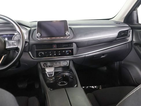 Used 2024 Nissan Rogue S AWD/4WD image 37