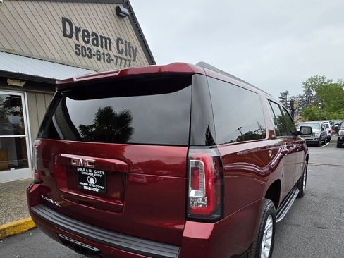 Used 2018 GMC Yukon XL SLT AWD/4WD image 14
