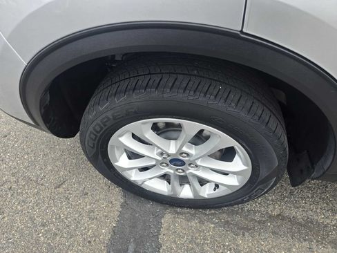 Used 2020 Ford Escape SE AWD/4WD image 28