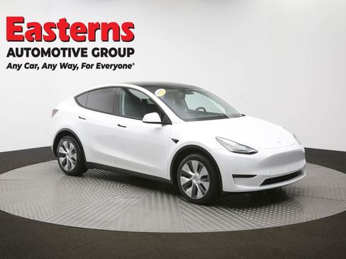 Used 2023 Tesla Model Y Long Range image 43