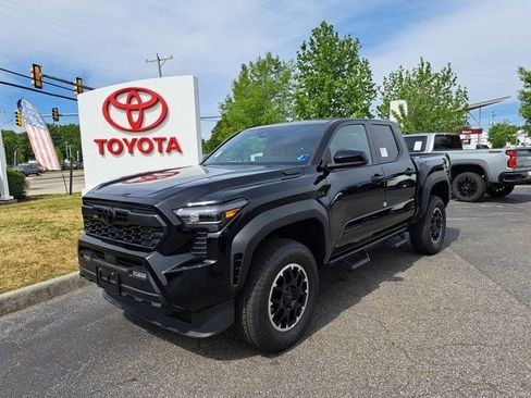 New 2026 Toyota Tacoma TRD Off-Road AWD/4WD image 2