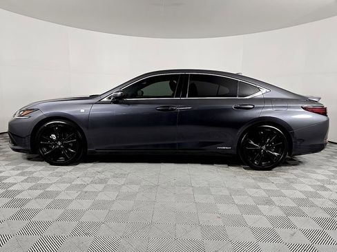 Certified 2022 Lexus ES 300h F Sport image 9