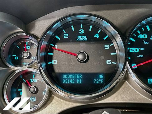 Used 2012 Chevrolet Silverado 2500 LT w/ Interior Plus Package AWD/4WD image 14