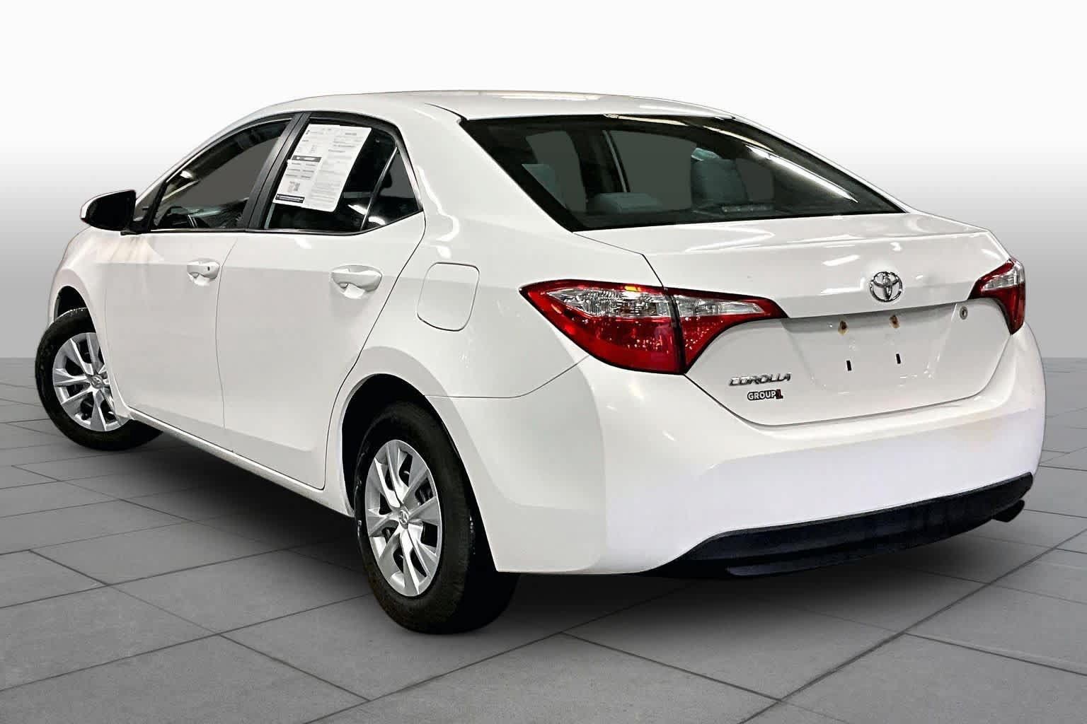 Used 2016 Toyota Corolla L FWD image 12