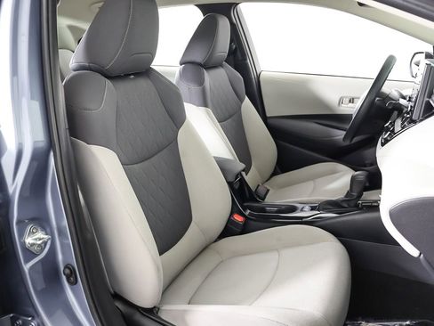 Used 2022 Toyota Corolla LE FWD image 26
