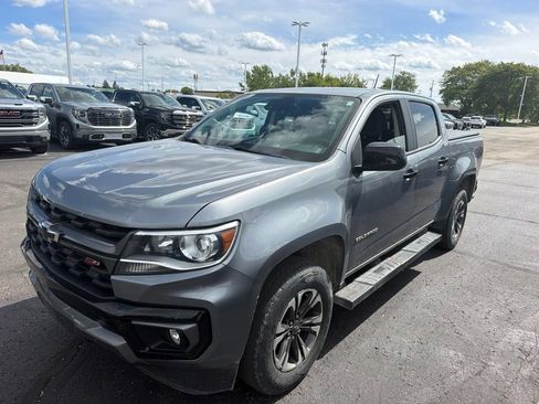 Used 2021 Chevrolet Colorado Z71 w/ Safety Package AWD/4WD image 5