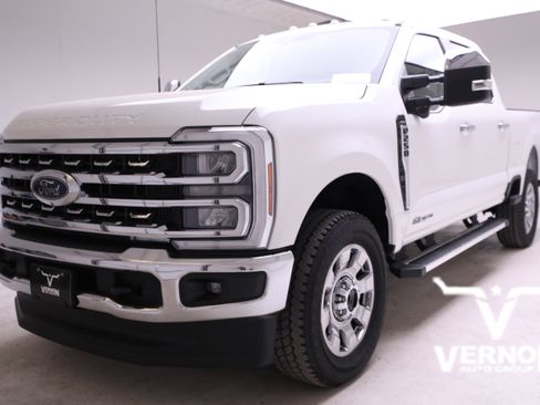 New 2026 Ford F250 Lariat w/ Chrome Package image 1