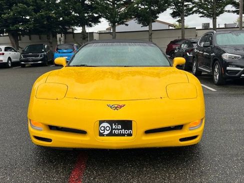 Used 2004 Chevrolet Corvette Convertible w/ Preferred Equipment Group RWD image 6