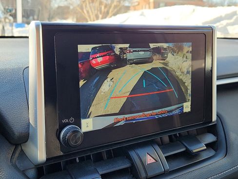 Used 2023 Toyota RAV4 LE image 17