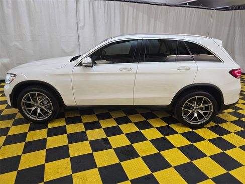 Used 2021 Mercedes-Benz GLC 300 4MATIC w/ AMG Line image 6