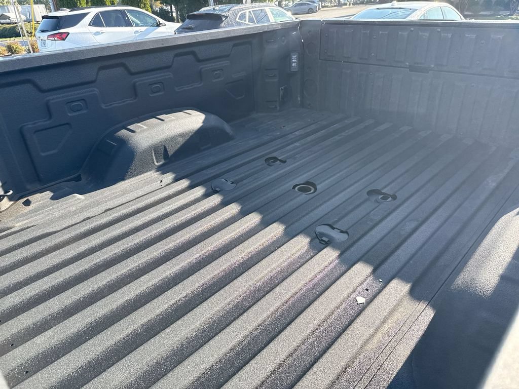 Certified 2025 GMC Sierra 2500 SLT w/ SLT Premium Package AWD/4WD image 30