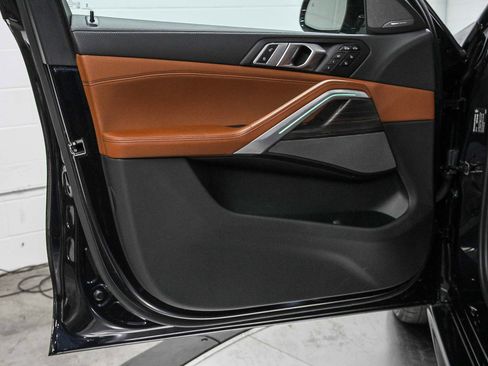 Used 2024 BMW X6 xDrive40i w/ Executive Package image 22