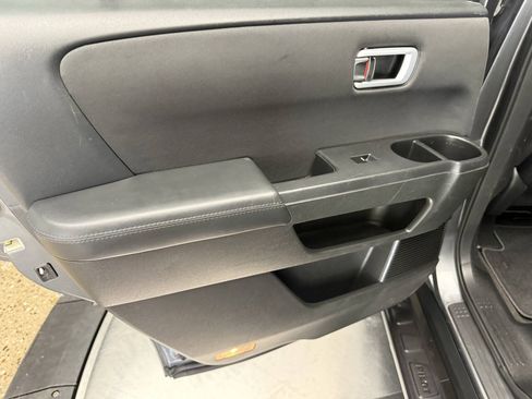 Used 2010 Honda Pilot LX image 19