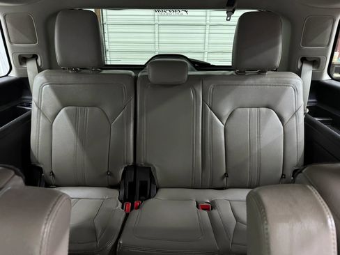 Used 2019 Ford Expedition Limited w/ Equipment Group 302A RWD image 11