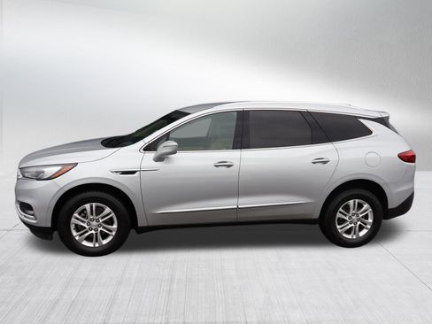 Used 2020 Buick Enclave Essence image 4