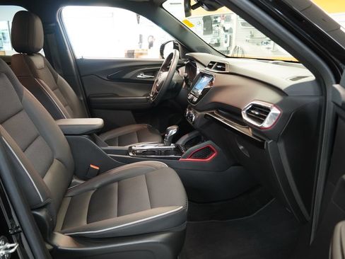 Certified 2023 Chevrolet TrailBlazer RS w/ Convenience Package AWD/4WD image 34