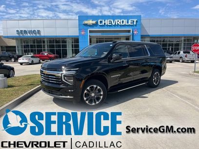 New 2026 Chevrolet Suburban LT w/ Comfort Package