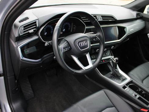 Used 2022 Audi Q3 2.0T Premium w/ Convenience Package image 46