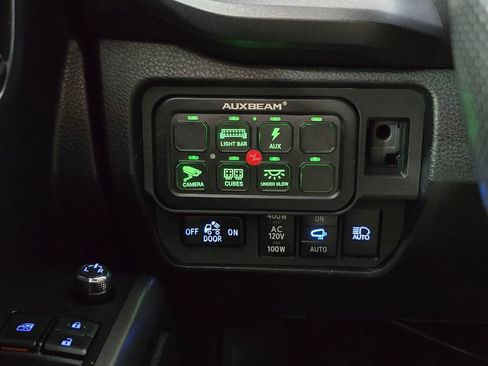 Used 2018 Toyota Tacoma TRD Pro image 19