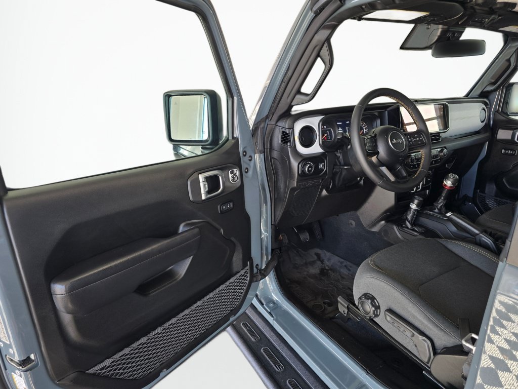 Used 2024 Jeep Wrangler Sport AWD/4WD image 30