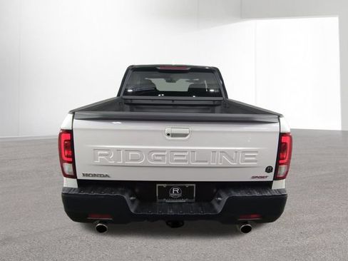 Used 2024 Honda Ridgeline Sport image 14