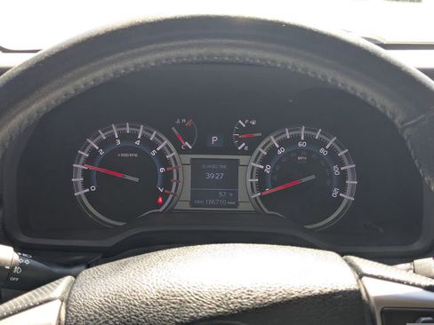 Used 2015 Toyota 4Runner SR5 image 13