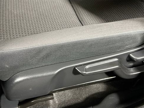 Used 2020 Honda HR-V LX image 18