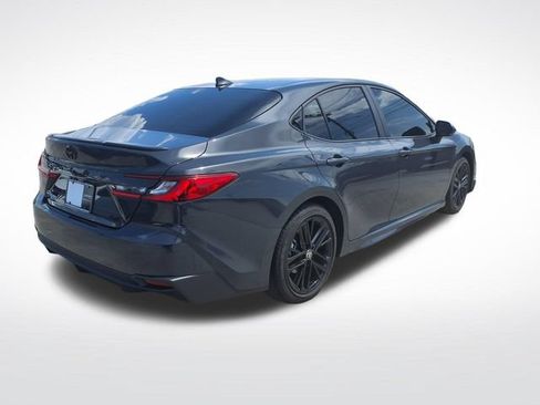 Used 2025 Toyota Camry SE w/ Multimedia Upgrade Package FWD image 18