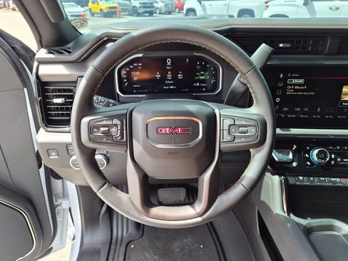 Used 2026 GMC Sierra 2500 AT4 w/ AT4 Premium Plus Package AWD/4WD image 14