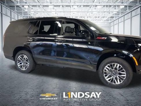 Used 2025 Chevrolet Tahoe Z71 AWD/4WD image 3