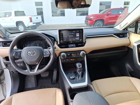 Used 2021 Toyota RAV4 Limited w/ Limited Grade Weather Package image 19