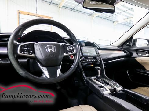 Used 2017 Honda Civic Touring image 33