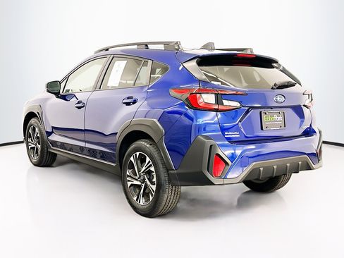 Used 2024 Subaru Crosstrek 2.0i Premium image 5
