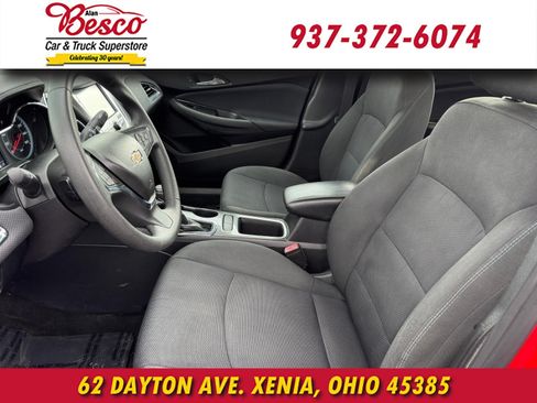 Used 2018 Chevrolet Cruze LT w/ LT Fleet Convenience Package FWD image 10