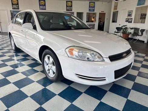 Used 2008 Chevrolet Impala LT image 1