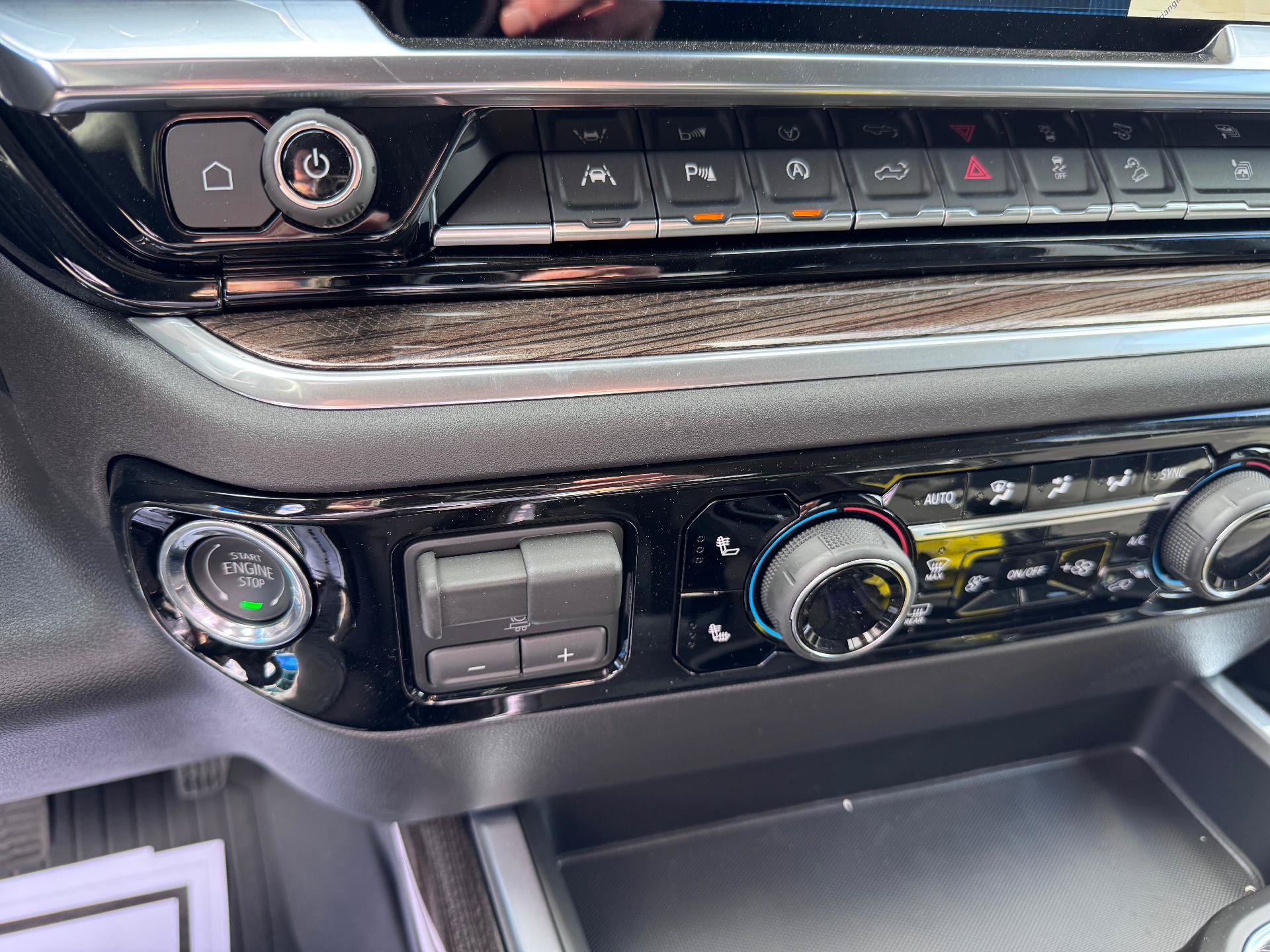 New 2026 Chevrolet Silverado 1500 RST w/ RST All Star Premium Package AWD/4WD image 31