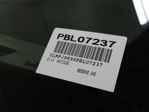 Used 2023 Lincoln Nautilus Reserve AWD/4WD image 43